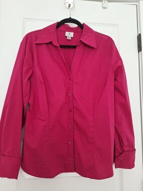 Worthington Fuchsia Button-Down Shirt
